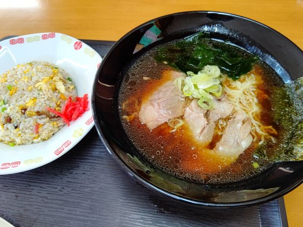 「Ａセット(ラーメン＋チャーハン)850円」@手延べラーメン 大連の写真