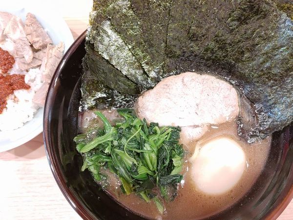 「ラーメン＋味玉＋のり」@漢ラーメン 室の写真