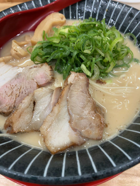 「とんこつラーメン」@らーめん 朱うさぎの写真