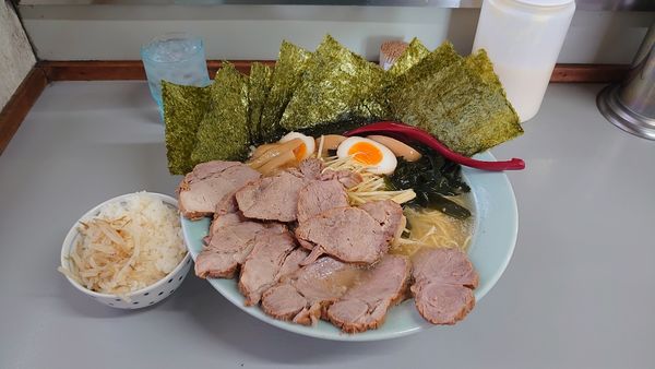 「スーパー塩チャーシュー麺、他」@ラーメンショップ 122号騎西店の写真