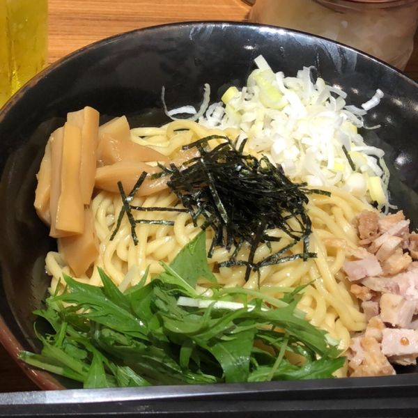 「油そば」@横浜家系ラーメン 壱角家 千葉駅前店の写真