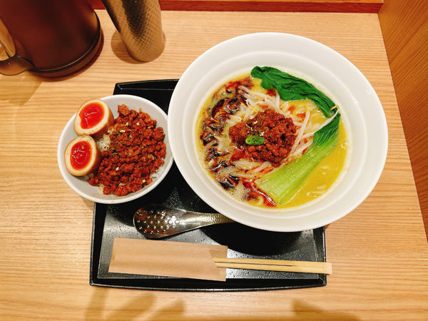 「ピスタチオ担々麺1,200円肉味噌味玉ご飯390円」@紀州清流担々麺 produce by KEISUKEの写真