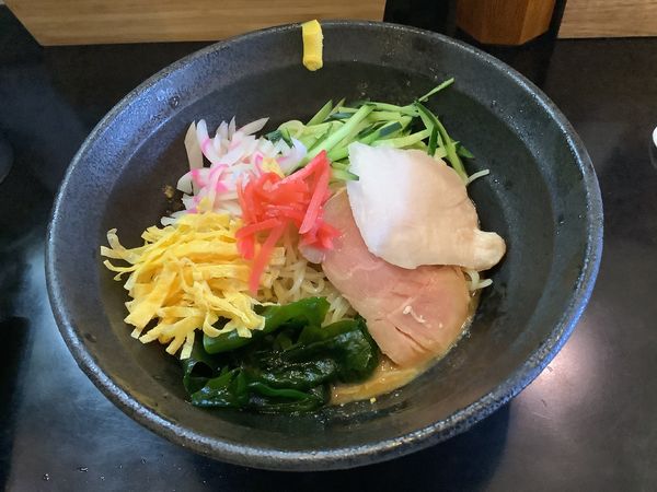 「冷やし中華 880円」@らぁ麺家康 千城台店の写真