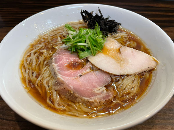 「【期間限定】アジ煮干し夏800円」@中華そば 梟の写真