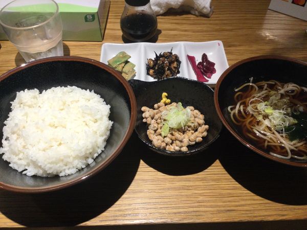 「納豆定食(¥400)」@立ち喰い蕎麦 酒処 一久の写真