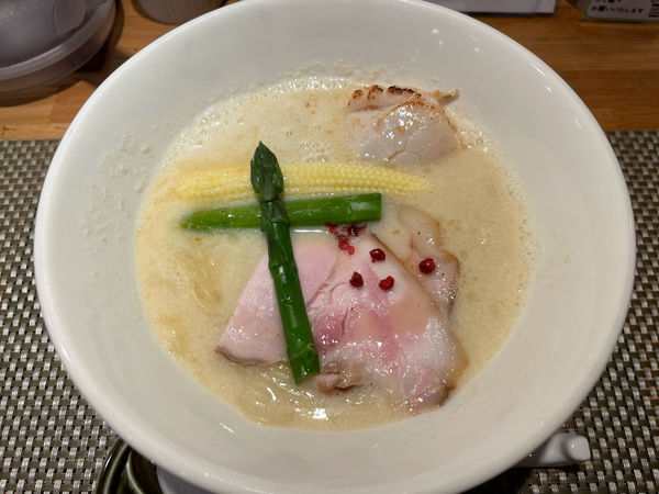 「【限定】ホタテと豆乳そば」@生粋 花のれんの写真