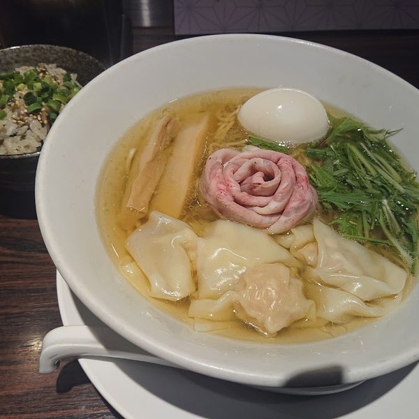 「塩全部入り1200円、炊き込みご飯260円」@らーめん 本竈 エスパル仙台店の写真