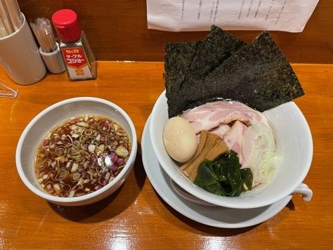 「つけ麺　1000円・特製トッピング　300円」@拉麺 伍年食堂の写真