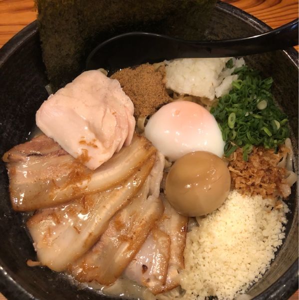 「特製白湯まぜそば」@三代目麺処 「まるは」極 船橋店の写真