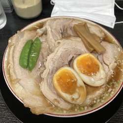 柔らかバラ肉そば並(味玉あり)