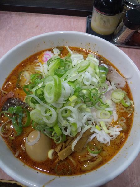 「中華そば(小)700円担々変更50円野菜120円ネギ80円」@所沢大勝軒の写真