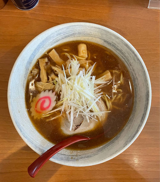 「煮干しらーめん」@栄昇らーめんの写真