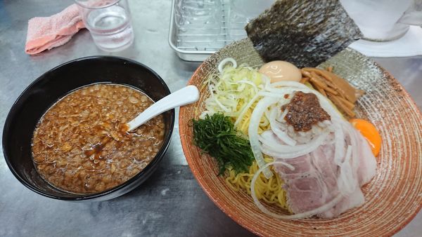 「濃厚鯛煮干つけそば＋大葉＋味玉＋生卵＋青唐辛子」@覆麺 智の写真