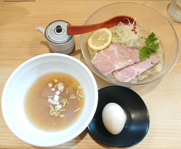 「【限定】しじみ貝の冷たい昆布水つけ麺＋味玉」@焼きあご塩らー麺 たかはし 恵比寿店の写真