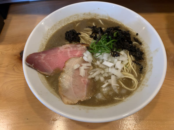 「濃厚煮干しそば」@志奈そば 田なか いすみ店の写真