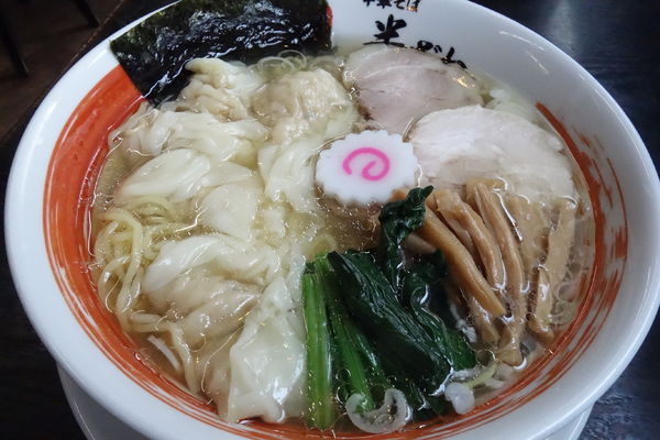 「ワンタンそば　塩」@中華そば 半ざわの写真