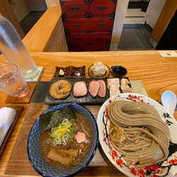 つけ麺並、チャーシュー5品