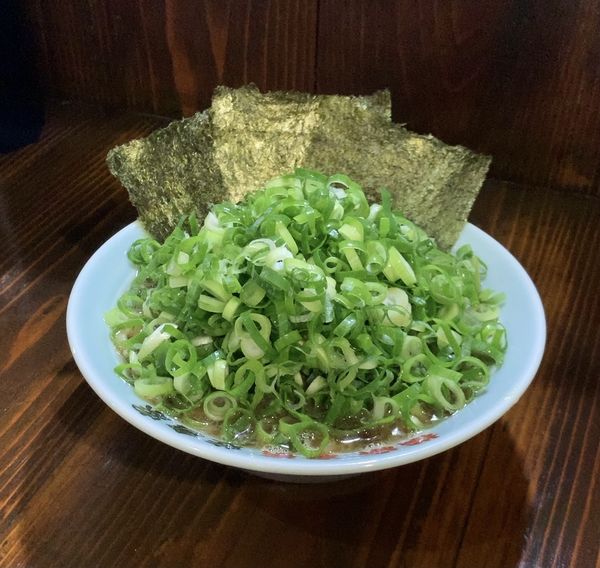 「横浜ラーメン 青ネギ」@横浜家系 佐倉家の写真