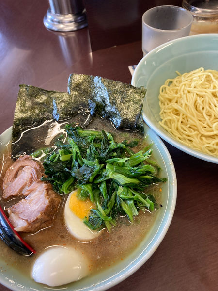 「つけチャーシュー　ほうれん草増し」@ラーメンショップ 二ツ橋店の写真
