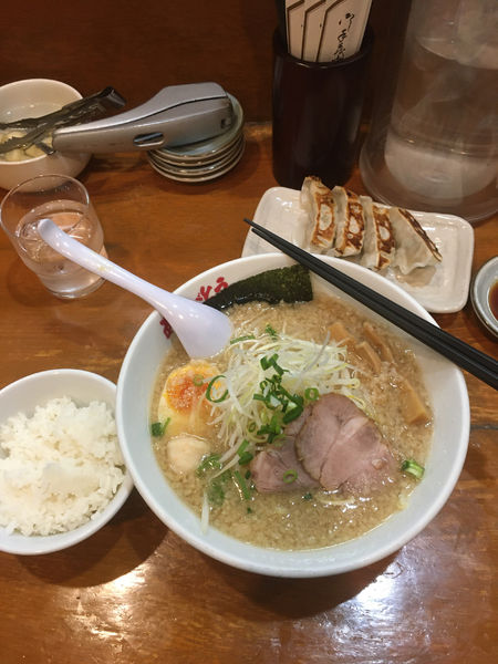 「野方ホープラーメン」@野方ホープ 荻窪店の写真
