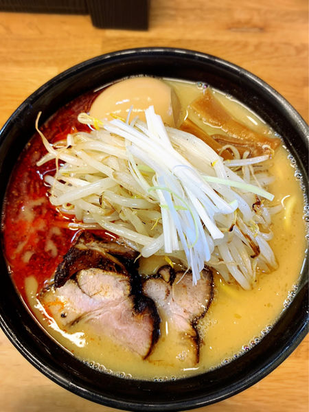 「辛味噌味玉＋ネギ＋もやし増し＋チャーシュー丼」@味噌っ子 ふっくの写真