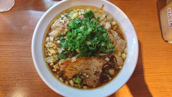 「炙り肉の濃口醤油らーめん」@辛口炙り肉ソバ ひるドラ 鶴橋店の写真