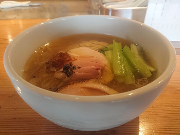 「本日の地鶏中華そば 塩」@麺処 図鑑の写真