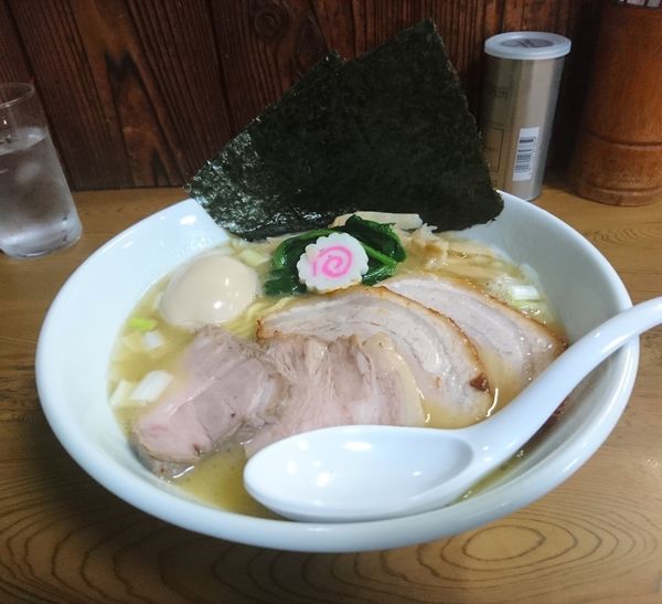 「らーめん白 大盛」@らーめん車屋の写真