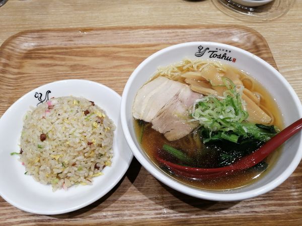 「半チャン半麺セット　528円」@れんげ食堂 Toshu 向ヶ丘遊園店の写真