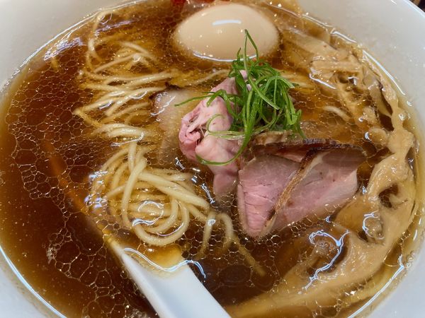 「特製煮干し中華そば」@煮干中華そば ハナアオイの写真