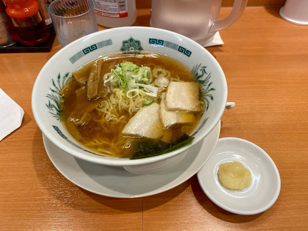 「中華そば大390円 無料おろしニンニク」@日高屋 西新宿1丁目店の写真