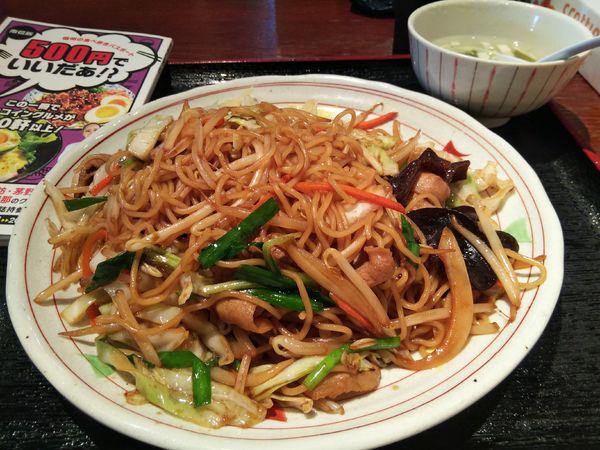 「上海焼きそば　※スープ付き」@中国料理 川菜館の写真