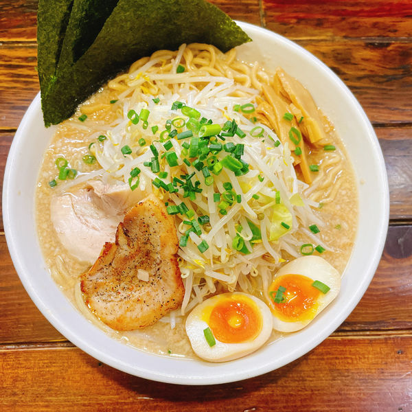 「特製無限大らーめん」@ラーメン無限大 西千葉店の写真