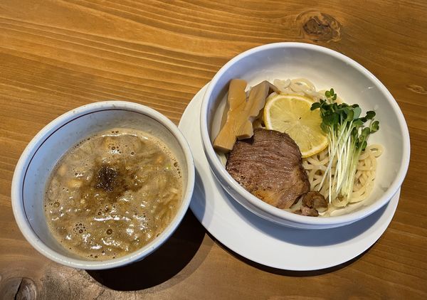 「濃厚煮干しつけ麺800円」@鯛骨らぁ麺 あぐらの写真