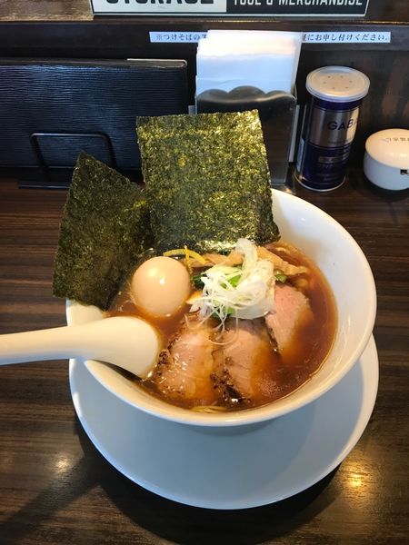 「特製中華そば　太麺」@麺や 豊の写真