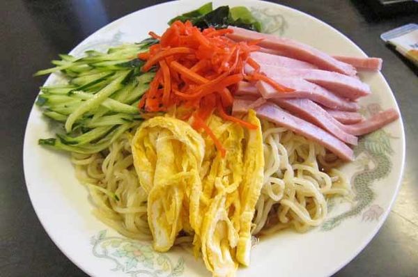 「冷やし中華　800円」@大釜 本店の写真