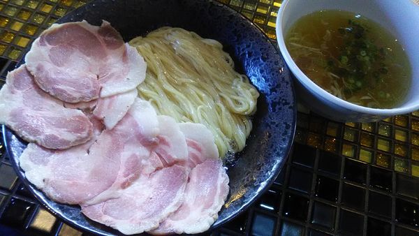 「チャーシュー塩つけ麺」@町田汁場 しおらーめん進化 中山店の写真