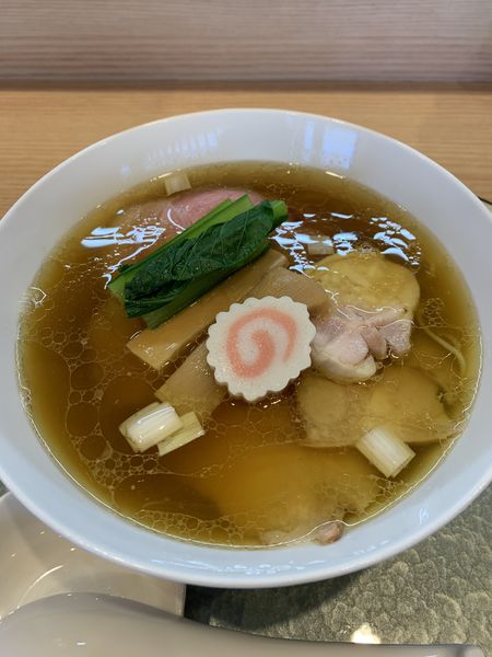 「羅臼昆布と鮭節の中華そば もろみポーク2枚 1300円」@中華そば 深緑の写真