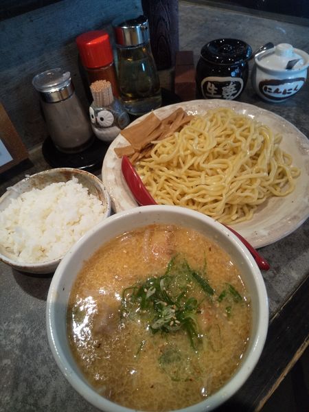 「味噌つけ麺830円(ランチ半ライスサービス)」@らーめん 北の大地の写真