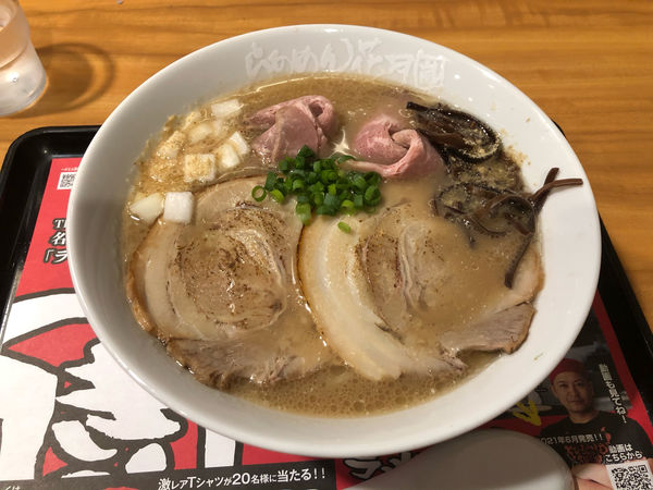 「ラーメンきら星2種盛りチャーシューどとんこつ肉増し」@らあめん花月嵐 三鷹南口店の写真