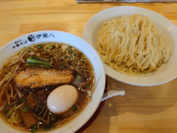 「味玉入りつけそば900円」@築地の中華そば 伊蔵八の写真