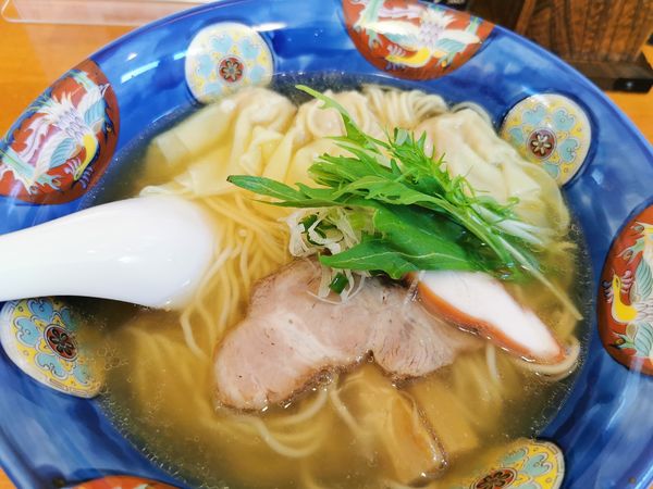 「塩ワンタン麺ハーフ」@支那そば 幸雲の写真