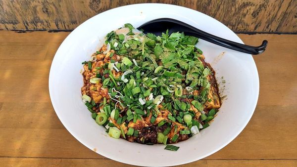 「【期間限定】チリトマ麻婆麺」@麺処よっちゃんの写真