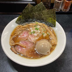 特製醤油らーめん