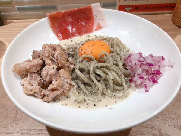 「肉にぼにぼなーら」@煮干し Noodles Nibo Nibo Cinoの写真