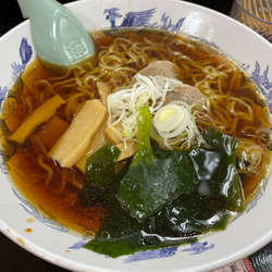醤油ラーメン🍜🥢
