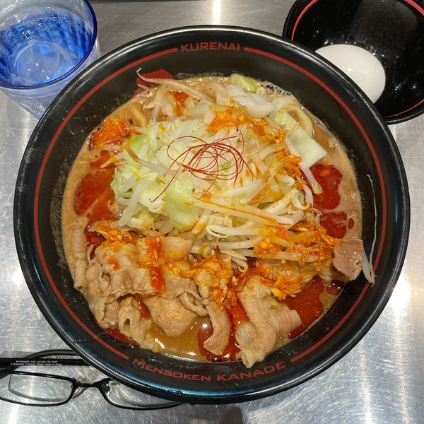 「紅 温玉つき」@麺創研 紅 府中の写真