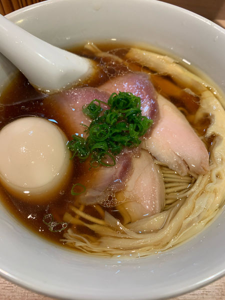 「特製醤油ラーメン」@らぁ麺 はやし田 新宿本店の写真