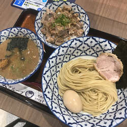 特製つけ麺＋チャーシュー丼