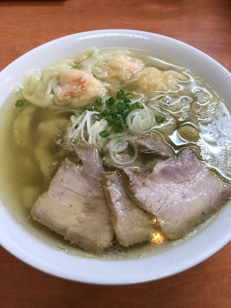 「海老ワンタンメン900円」@日陰の写真